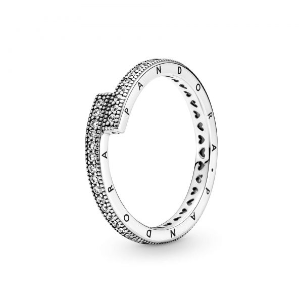 PANDORA Anello Logo Pandora e Cuori